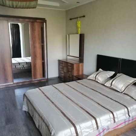 Apartment 2 Bed Room In The Center Апартамент 3-Х Комнатная В Центре Taškent Exteriér fotografie